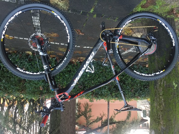 Olympia - F1 Niner Carbon