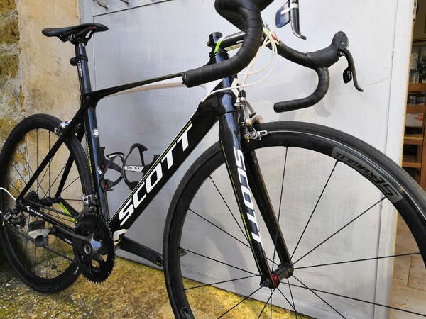 Scott - Foil team issue colore orica