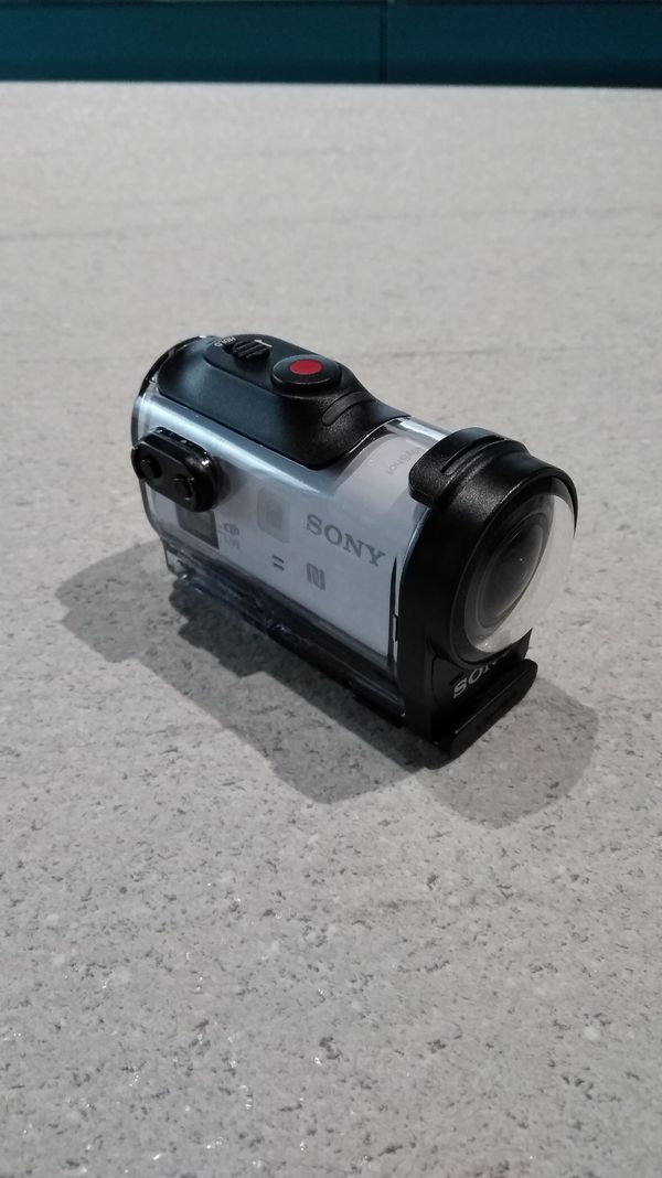 altra - Sony HDR az1