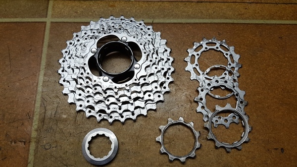 Shimano - Cassetta pignoni Shimano XT 11-32 a 9v, CS-M770