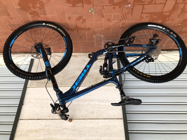 Trek - Slash 7