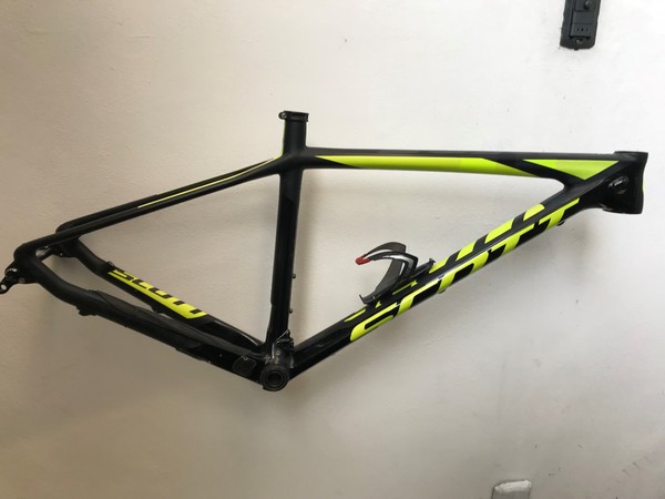 Scott - SCALE RC