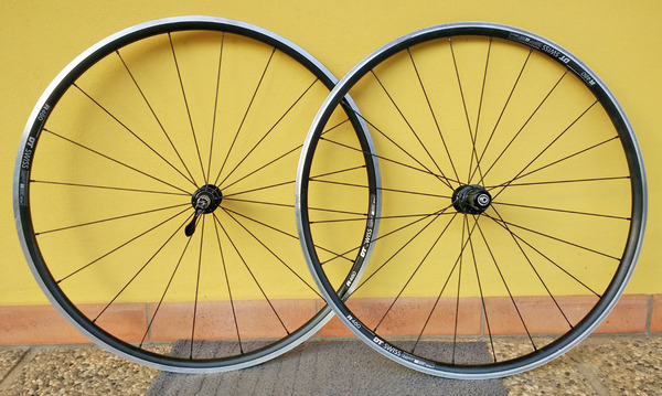 DT Swiss - R460