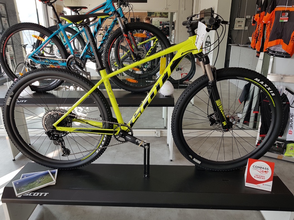 Scott - aspect 760