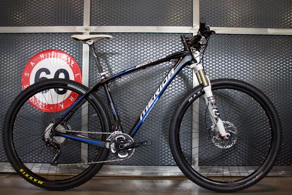 Merida - Big.Nine Carbon 29" | Taglia L | Usato