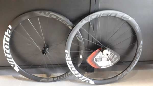 Vittoria - Elusion Carbon Disc
