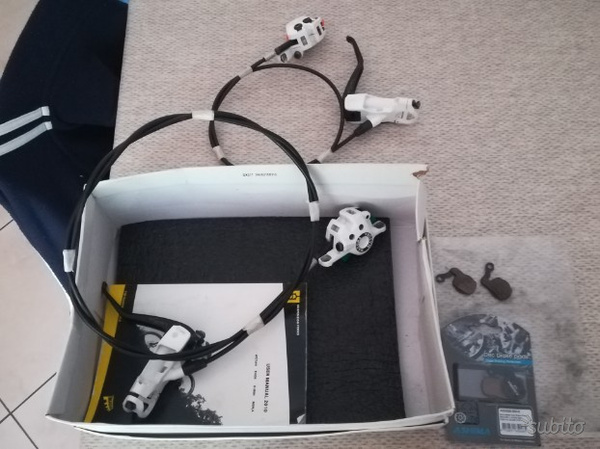 Magura - Louise-Fr White-matt
