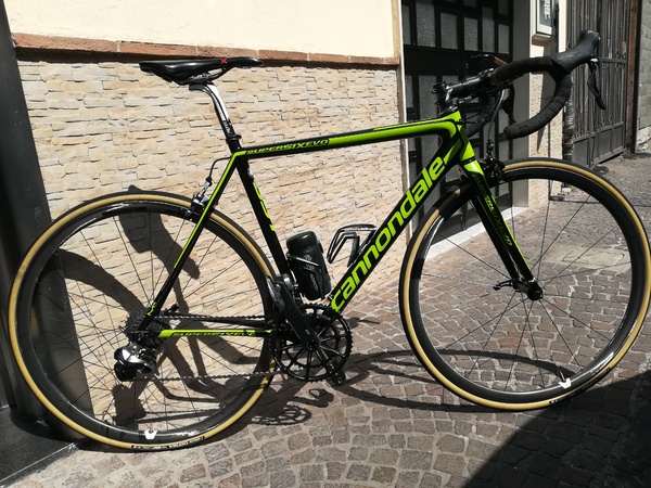 Cannondale - super six evo hm