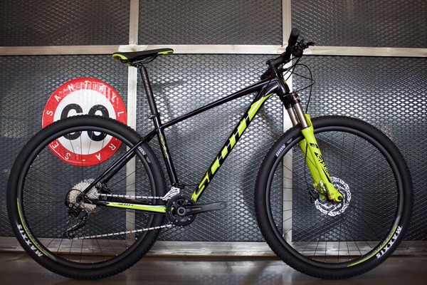 Scott - Scale 990 29" | Nuovo | 2019
