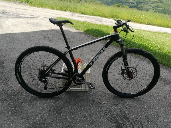 Trek - Superfly 9.7 carbon