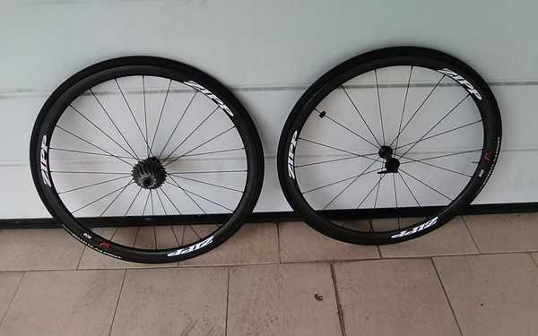 Zipp - 202