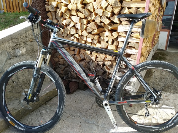 Felt - Six carbon pro
