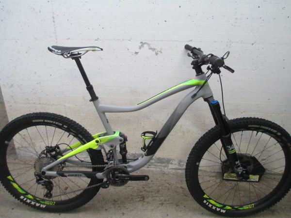 Giant - TRANCE 1.5 27,5 Tg. LARGE