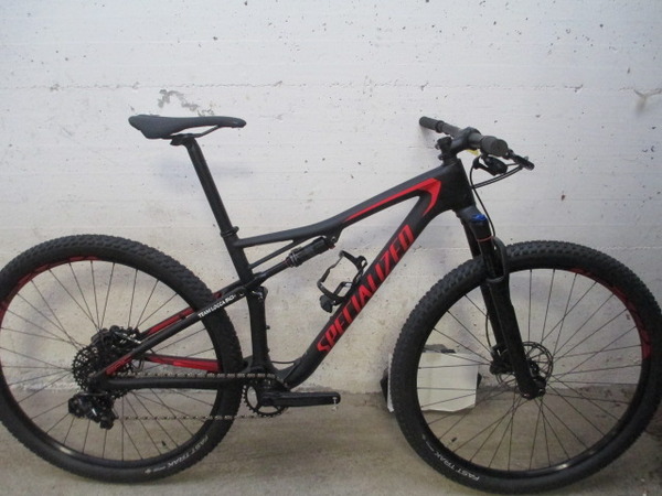 Specialized - EPIC COMP CARBON Tg. MEDIA