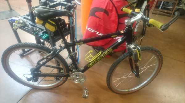 Cannondale - F-300