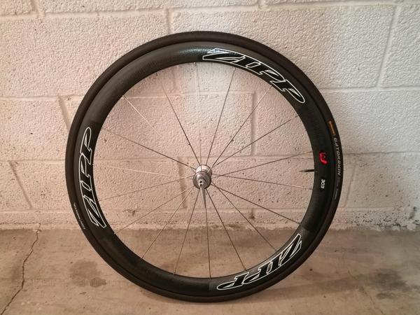 Zipp - 303 firecrest