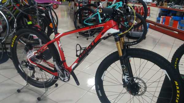 Giant - XTC adv. Carbon 27.5”