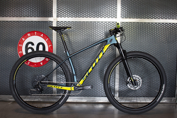 bicicletta scott scale 940 cobalt yellow