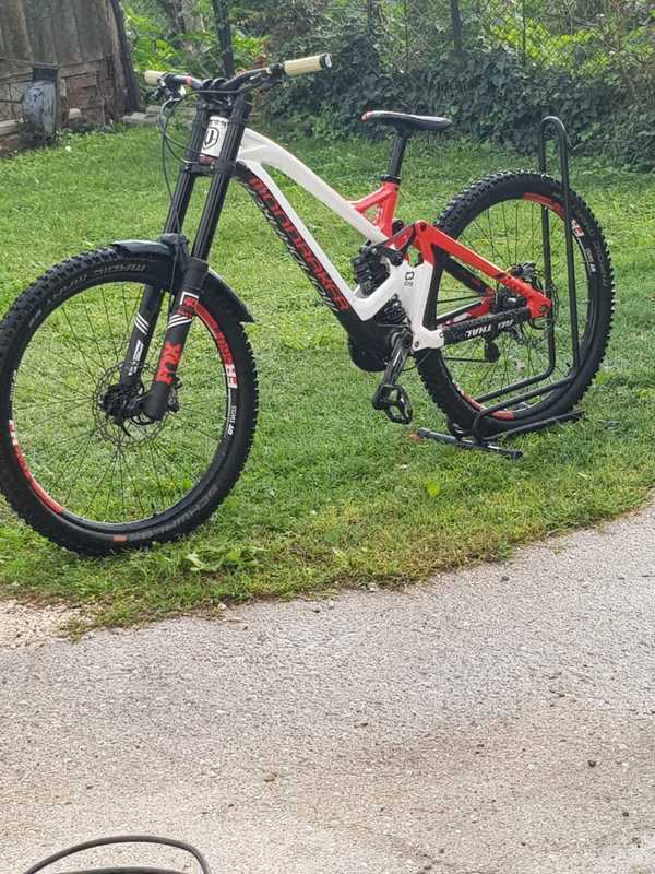 Mondraker - Summum pro carbon