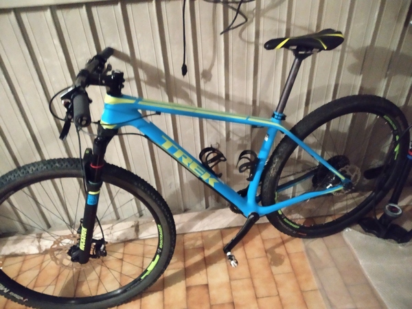 Trek - Superfly 9.8