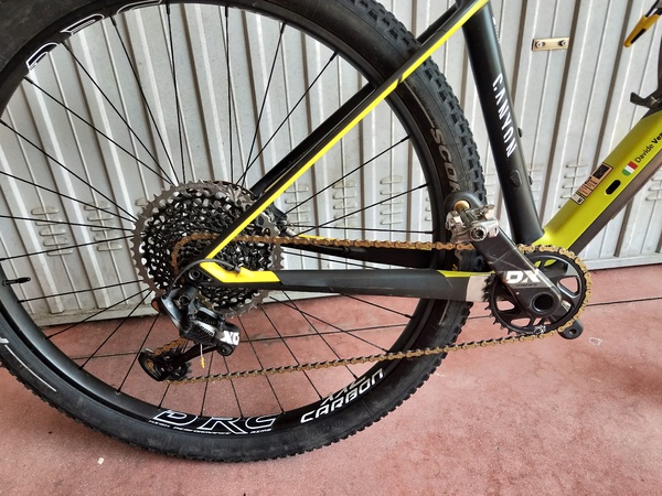 Canyon - Exceed CF SLX 8.0
