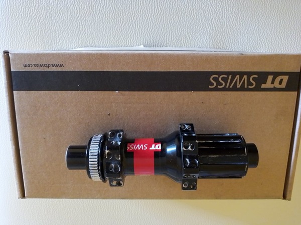 DT Swiss - 240s Straightpull