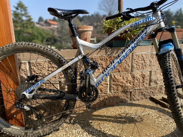 Mondraker - Factor rr