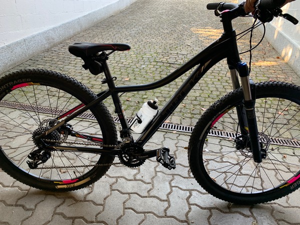 Trek -