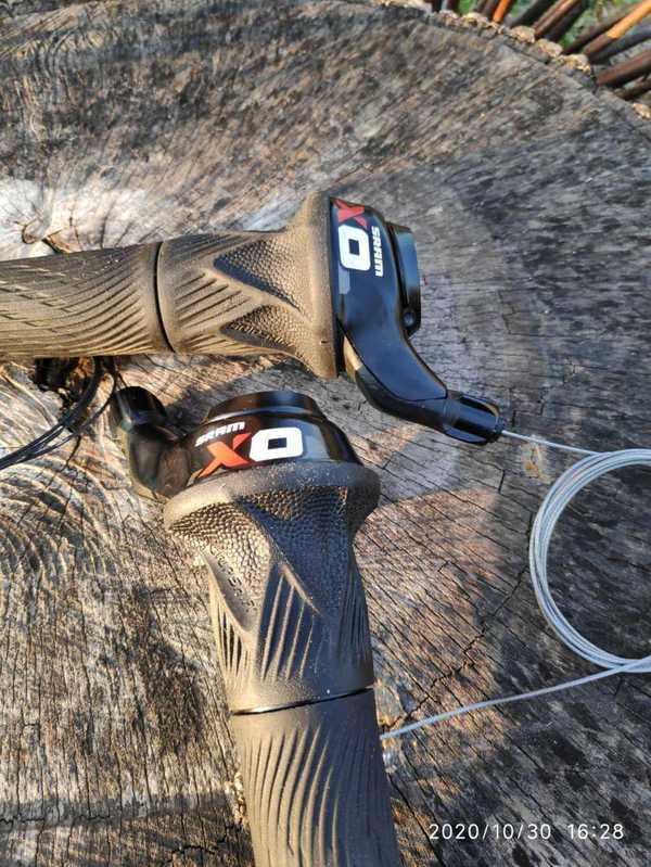 Sram - SRAM X0 Grip Shift 2x10
