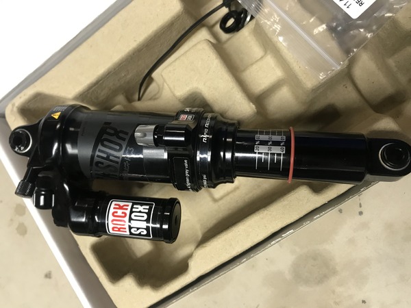 Rockshox - Ammortizzatore monarch plus RC3 DebonAir autosag 216x63