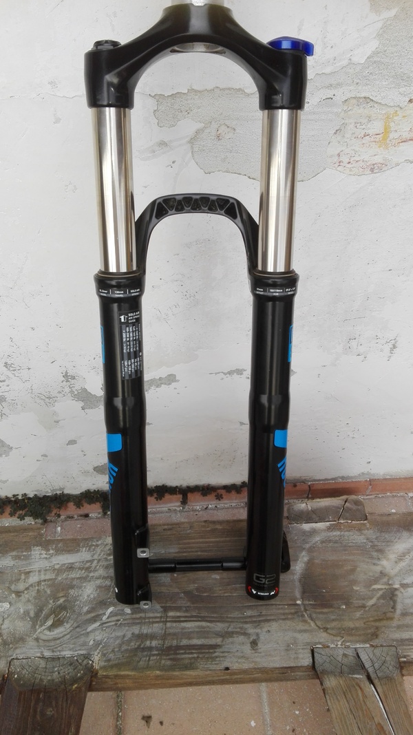 Rockshox - sektor