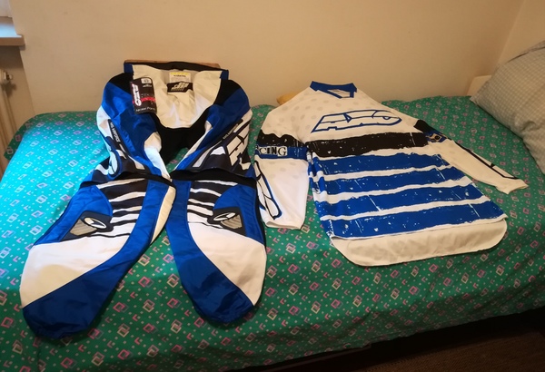 Axo - Racing Nickel/Pistol Usa36Eu52/XL whiteblu