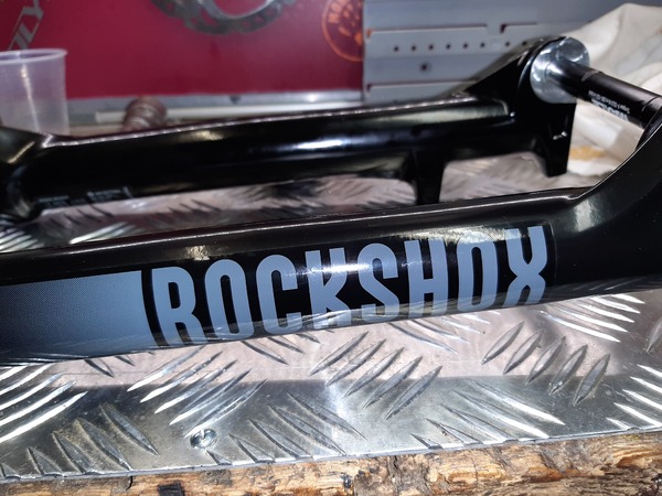 Rockshox - Recon