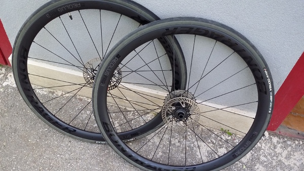 Bontrager - aeolus pro 3 disco