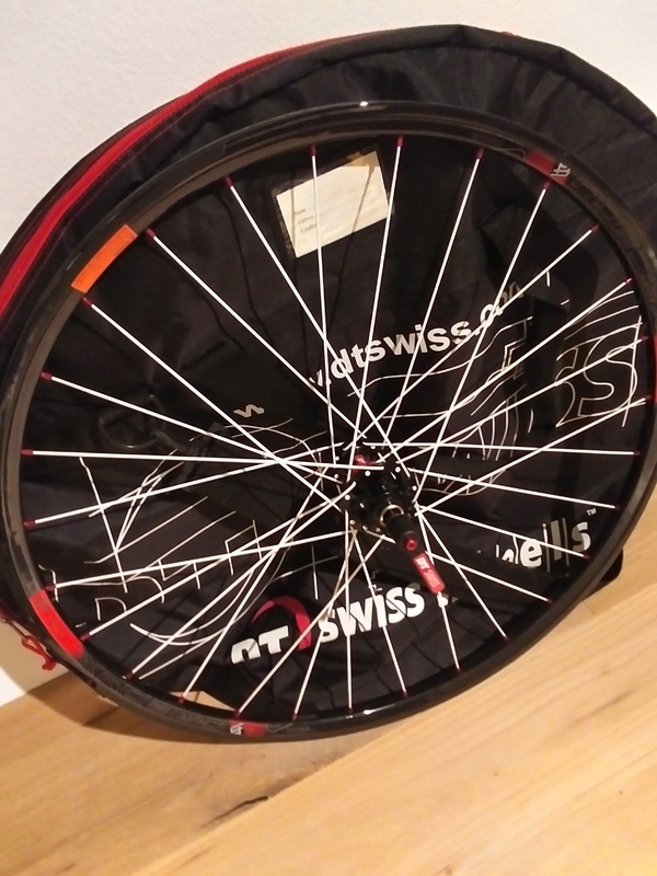 DT Swiss - DTSWISS XRC 300 CARBON