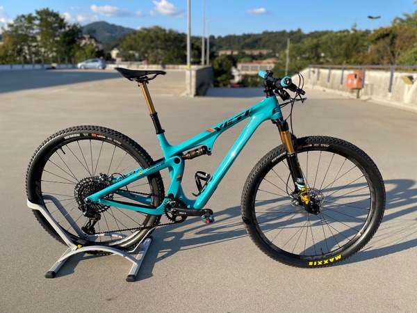 Yeti - SB100 29