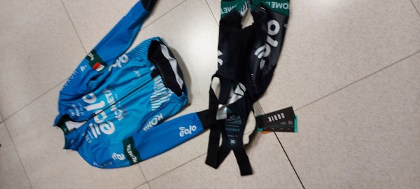 altra - Gobik Team Pro Eolo Kometa