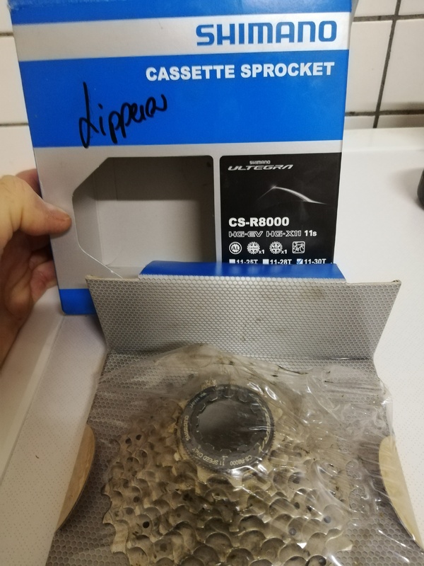 Shimano - Ultegra R8000 11/28 (11 V)