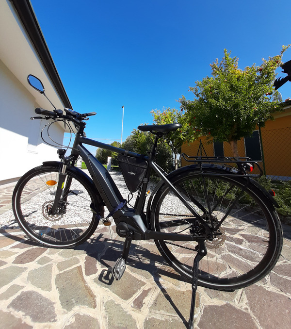 Cube - Touring Hybrid