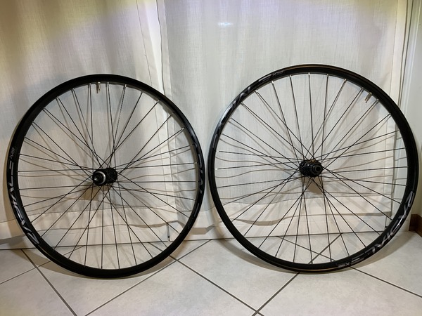 Shimano - Hb mt 400b