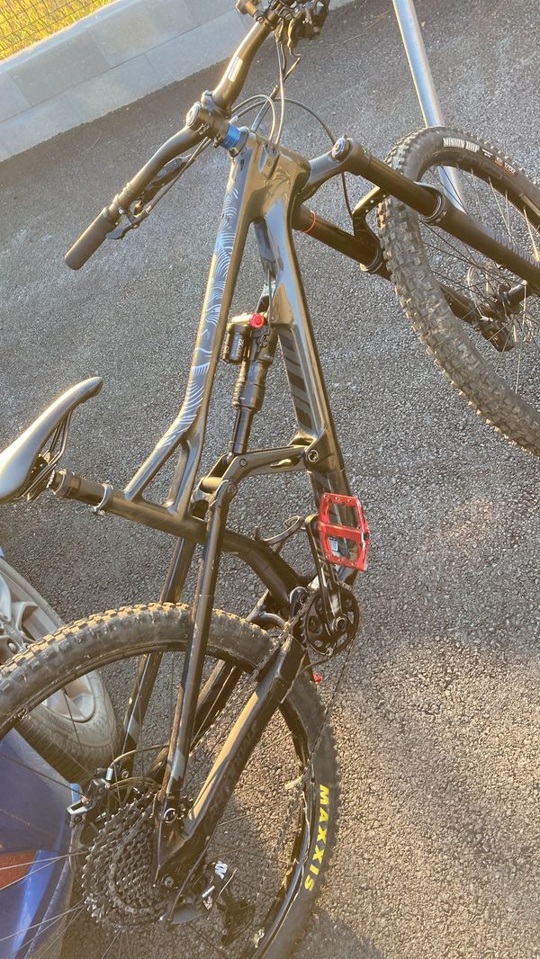 Cannondale - Jekyll carbon 29