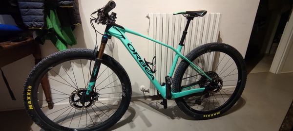 Orbea - Alma m team
