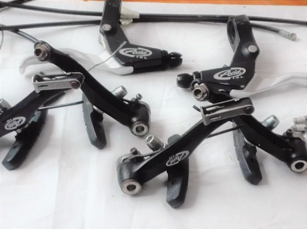 Avid - 2 coppie freni vbrake completi