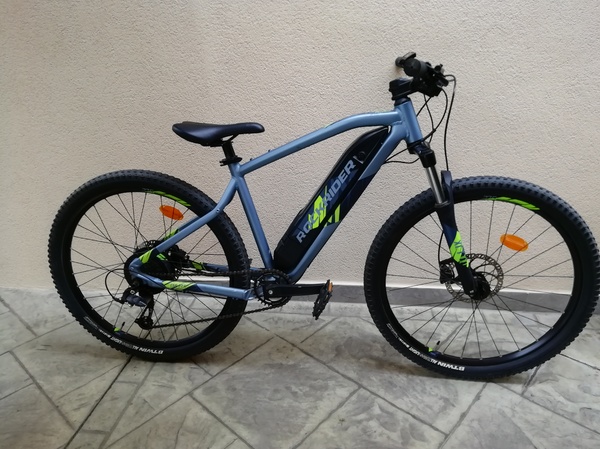 Decathlon - E st 100