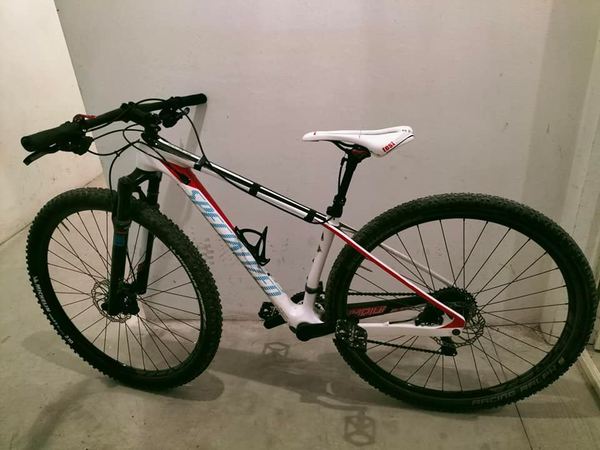 Specialized - stumpjumper HT comp 29