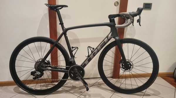 Trek - EMONDA SLR7 ETAP 