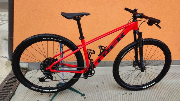Trek -