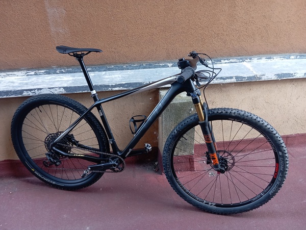 Cube - Reaction gtc carbon 29