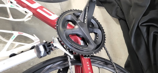 Focus - Izalco Max di2 ultegra disc