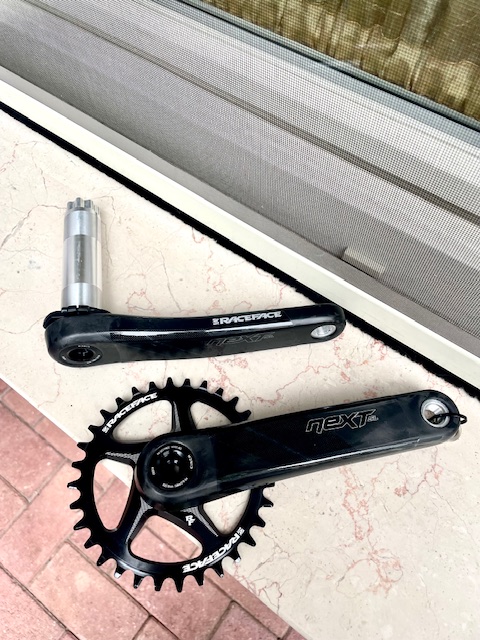 Race Face - NEXT SL G5 - Boost - 175mm - Corona 32T - 473 gr. 